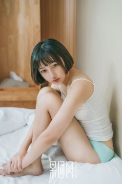 小莹客厅激情